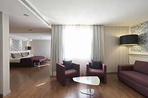 Catalonia Catedral Hotel