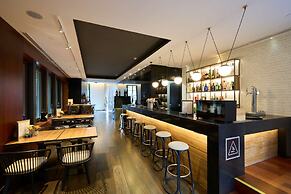 Catalonia Catedral Hotel