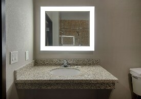 Motel 6 Fort Worth, TX – I-35 & I-20