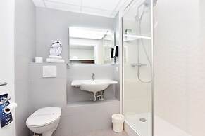 Hôtel Kyriad La Rochelle Centre Ville