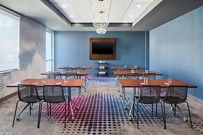 Aloft Phoenix Airport