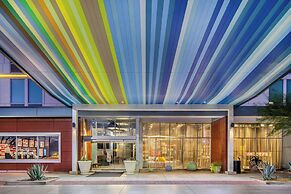 Aloft Phoenix Airport