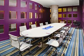 Aloft Dallas Downtown