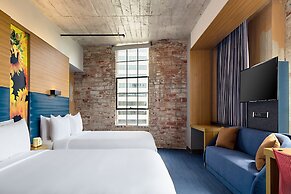 Aloft Dallas Downtown