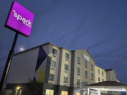 Spark by Hilton Selma