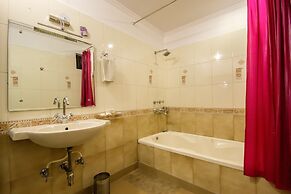 Hotel Grand Park Inn