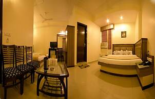 Hotel Grand Park Inn