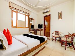 Hotel Grand Park Inn