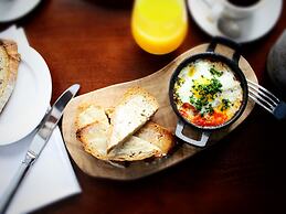 The White Horse Inn
