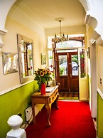 Acara House
