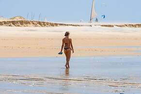 Hotel e Pousada Cumbuco Guesthouse