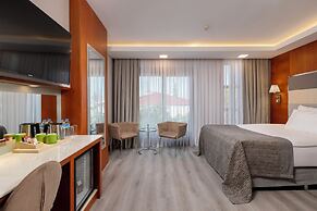 Limak Ambassadore - Special Class