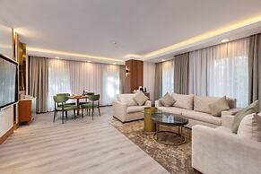 Limak Ambassadore - Special Class