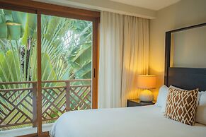 Hotel Bannister by Mint