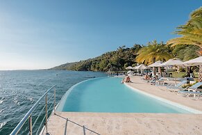 Hotel Bannister by Mint