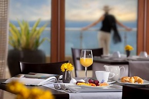 Hotel Bannister by Mint