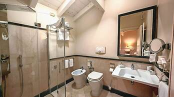 Suite Hotel Santa Chiara
