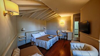Suite Hotel Santa Chiara