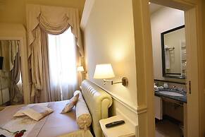 Suite Hotel Santa Chiara
