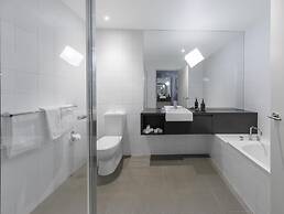 Mantra Melbourne Melton