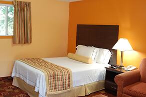 BLUE SKY INN Glens Falls-Saratoga-Lake George