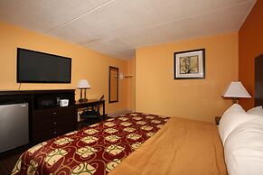 BLUE SKY INN Glens Falls-Saratoga-Lake George