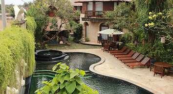 Dewani Villa Resort