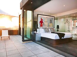 The Cullen Melbourne - Art Series