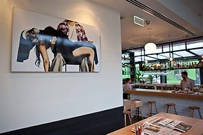 The Cullen Melbourne - Art Series
