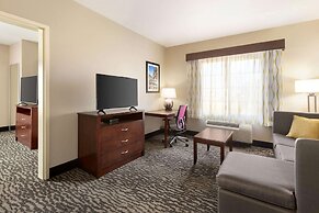 La Quinta Inn & Suites by Wyndham Fresno Northwest