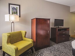 La Quinta Inn & Suites by Wyndham Fresno Northwest