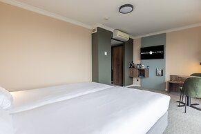 Fletcher Familiehotel De Hunzebergen