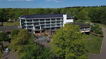 Fletcher Familiehotel De Hunzebergen