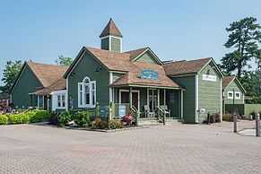 Colonial Inn