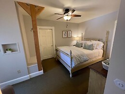 Noble House Inn