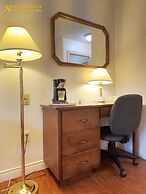 Sherwood Inn and Motel