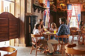 PortAventura Hotel Gold River - Includes unlimited access to PortAvent