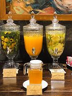 Amanaki Saigon Boutique Hotel