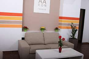 Hotel Aaron