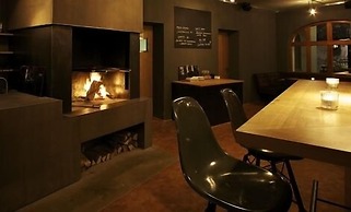 Arena Lodge
