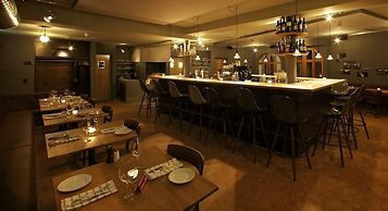 Arena Lodge