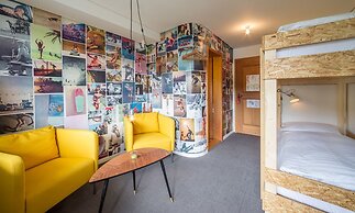 Arena Lodge