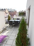 Trendy Deluxe Apartments