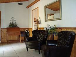 Sequoia Riverfront Cabins