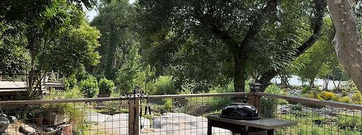 Sequoia Riverfront Cabins