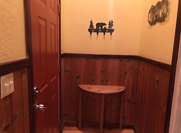 Sequoia Riverfront Cabins