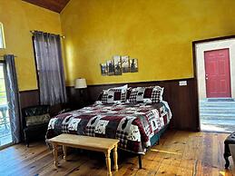 Sequoia Riverfront Cabins