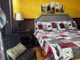 Sequoia Riverfront Cabins