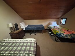 Sequoia Riverfront Cabins