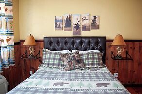 Sequoia Riverfront Cabins